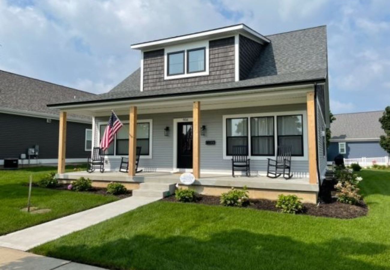 House in South Haven - Welcome to Uncommon Grounds
