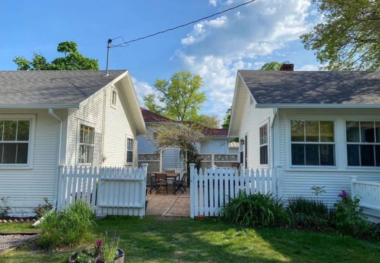 Cabin in South Haven - The Avery 12 on North Shore